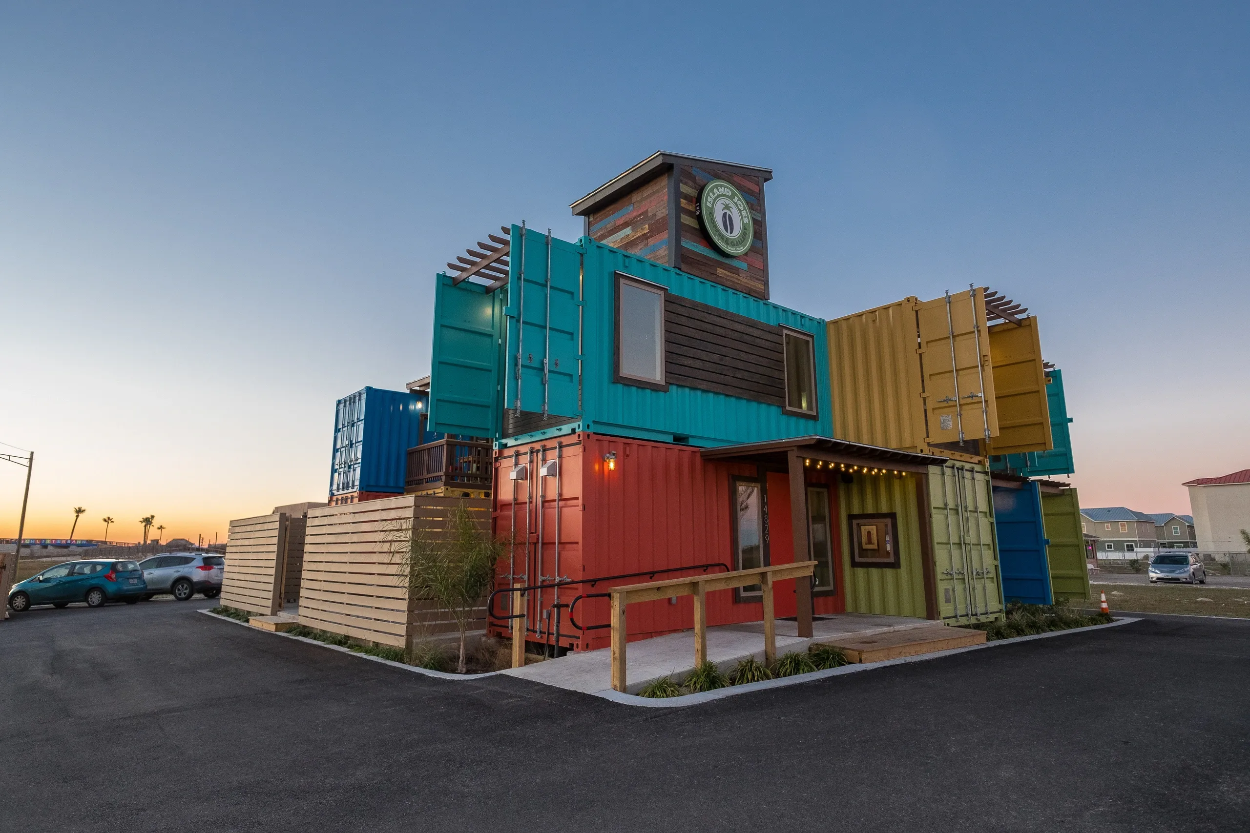 Things To Do Island Joe's Coffee & Gallery 